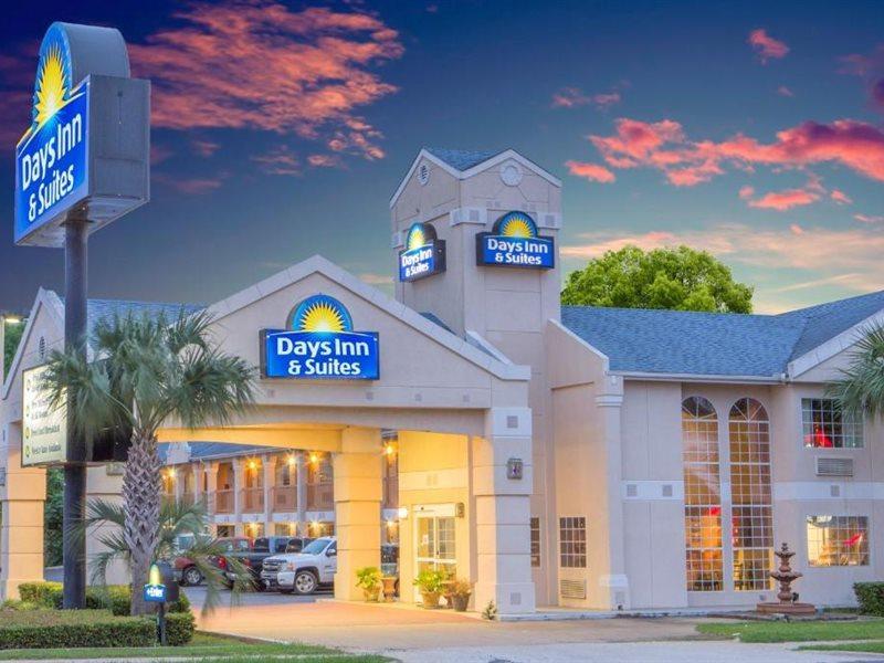 Days Inn By Wyndham Nacogdoches/Sfa University/Downtown Exterior foto